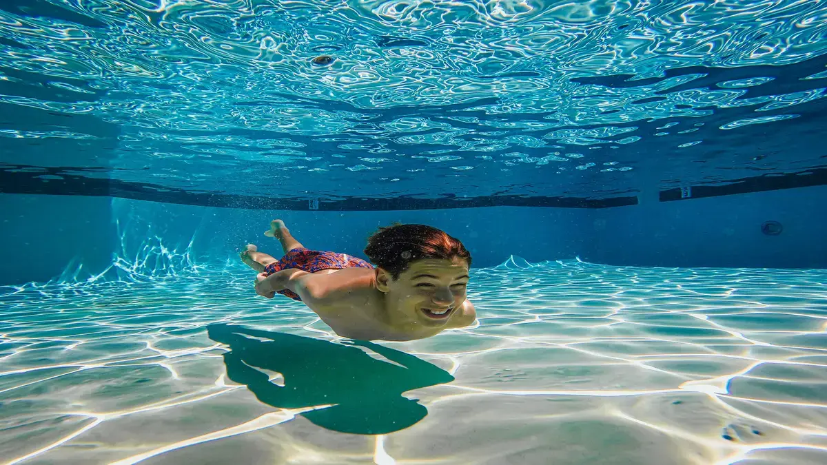 El papel de la seguridad en deportes acuáticos para disfrutar al máximo del agua.
